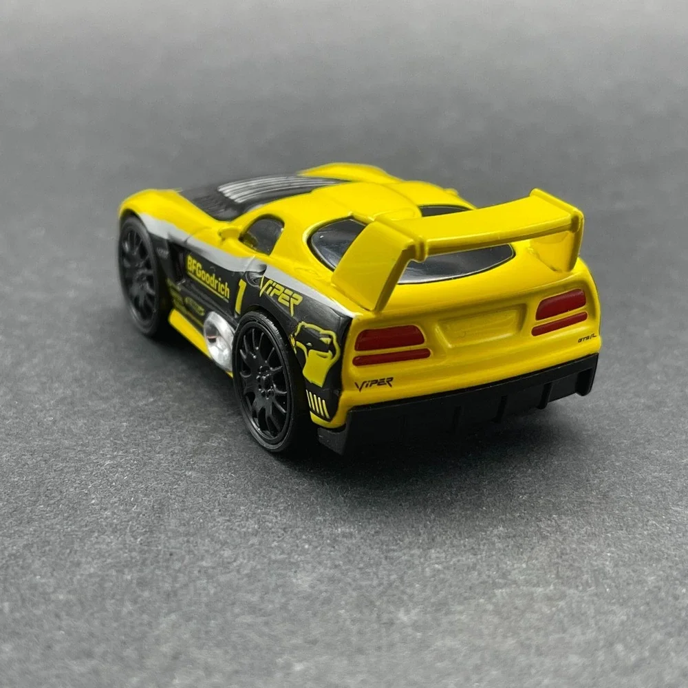 Hot Wheels Hot Tunerz 2002 '02 Dodge Viper‎ GTS-R Sports Car Yellow Diecast 1/64